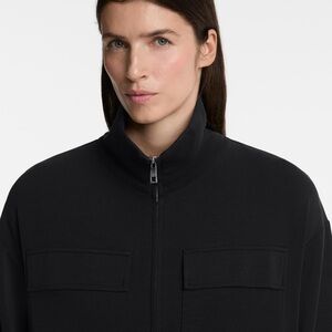 Vero ModaElegant Black Women's Zip-Up Blouse